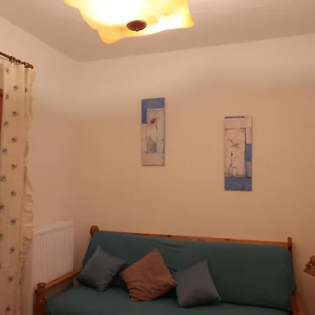 Mountain Retreat In Chrisopigi * سيرس