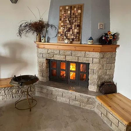 Mountain Retreat In Chrisopigi شقة سيرس